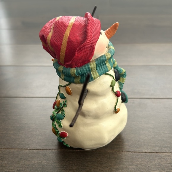 HALLMARK Mitford “Moe” Snowman, Teal Christmas Lights Holiday Decor, Christmas - Picture 5 of 10